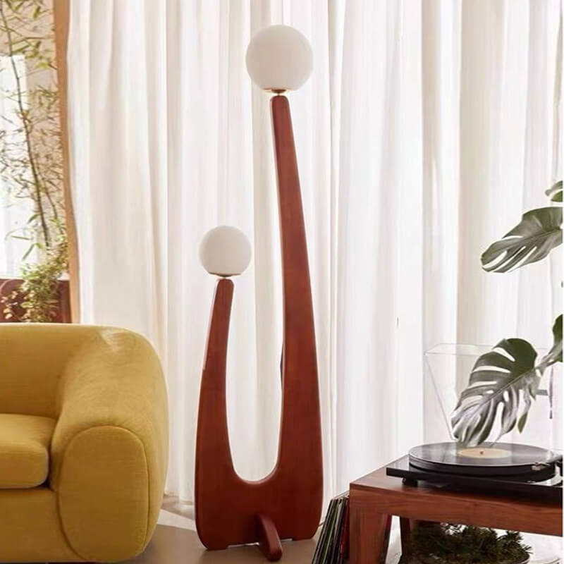 Moderner minimalistischer Walnuss-Massivholz-Glaskugel 2-Licht Stehende Stehlampe 