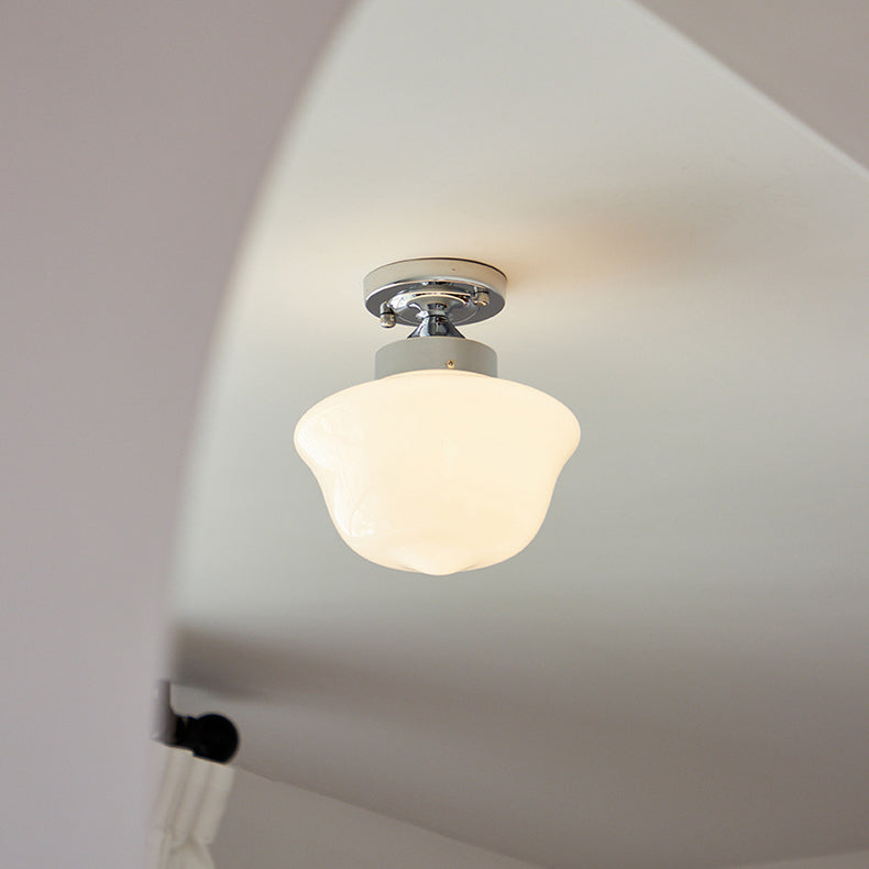 Zeitgenössische Einfachheit Eisen Glas Eierkuchen Form 1-Licht Halbbündige Montage Deckenleuchte für Wohnzimmer 