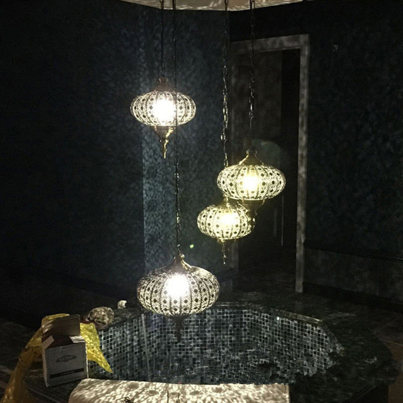Traditionelle koloniale Laterne aus Eisen mit 1 Licht, Pendelleuchte für Wohnzimmer 