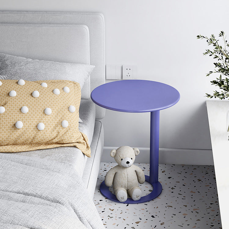 Moderner minimalistischer runder Metall-Beistelltisch für das Wohnzimmer 