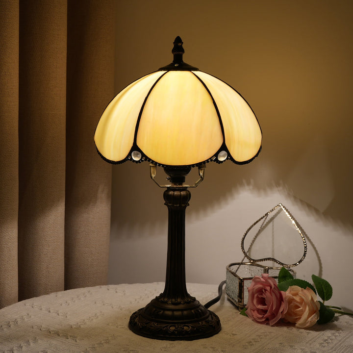 Lampe de table en résine avec vitrail Tiffany demi-ronde traditionnelle à 1 lumière pour chambre 