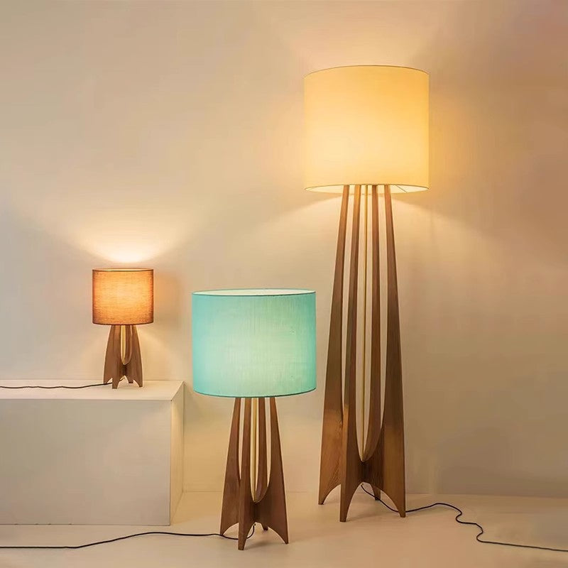 Traditionelle chinesische Holz Stoff Zylinder 1-Licht Tischlampe für Schlafzimmer 