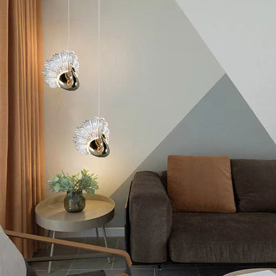 Zeitgenössische kreative Pfau-Form-Hardware-Acryl-LED-Pendelleuchte für Wohnzimmer 