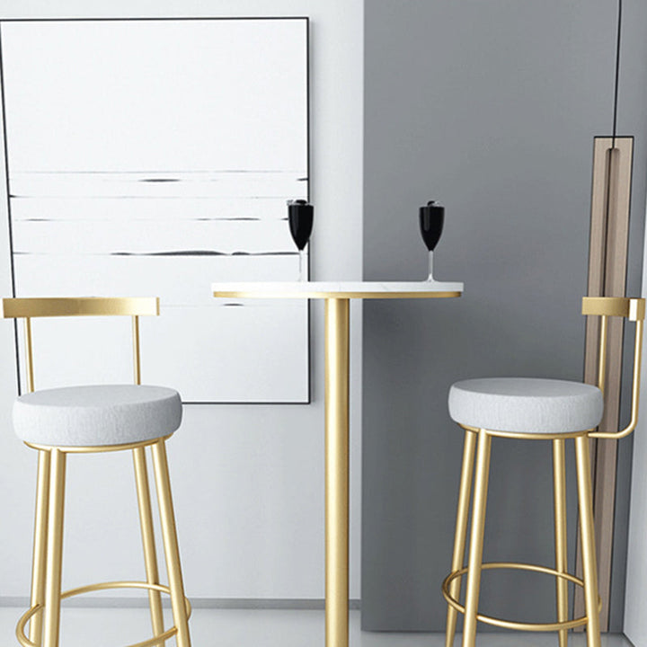 Moderner minimalistischer Barhocker aus Eisen mit Stoffpolster, runder Sitz, Rückenlehne und Fußstütze für die Küche 