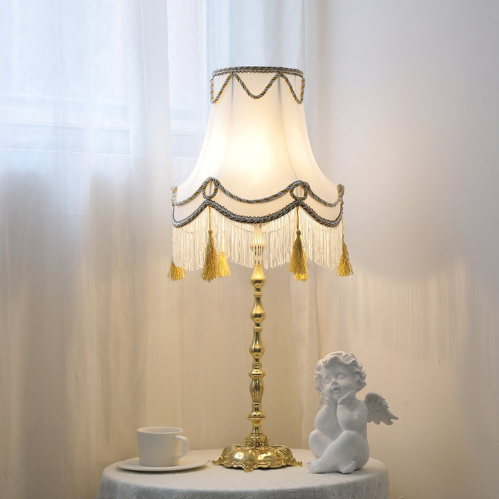 Lámpara de mesa de 1 luz de tela de latón redonda tradicional francesa para dormitorio 