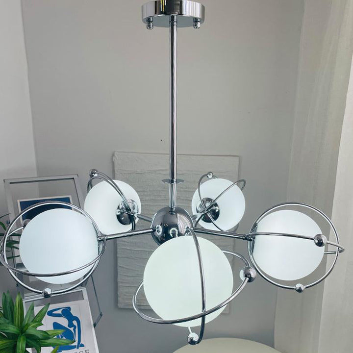 Lustre à 5 lumières en verre et fer avec branches orbes minimalistes modernes pour chambre 
