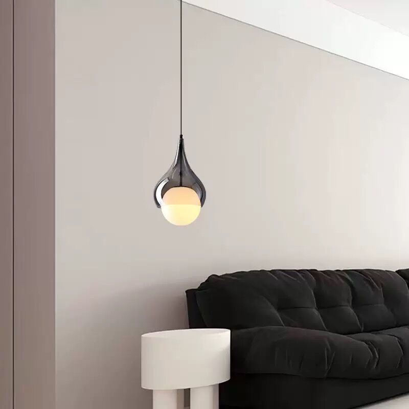 Zeitgenössische nordische Wassertropfen eingelegte Glaskugel Schatten 1-Licht Pendelleuchte für Wohnzimmer 