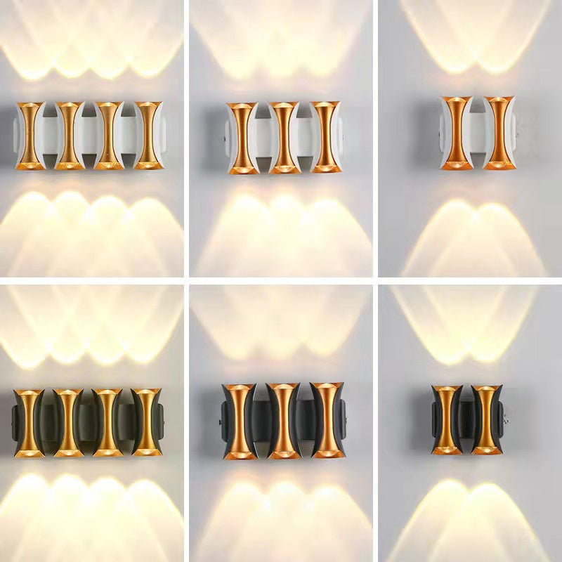 مصباح حائط LED زجاجي من الألومنيوم مستطيل مقاوم للماء بتصميم عصري بسيط للفناء الخارجي 