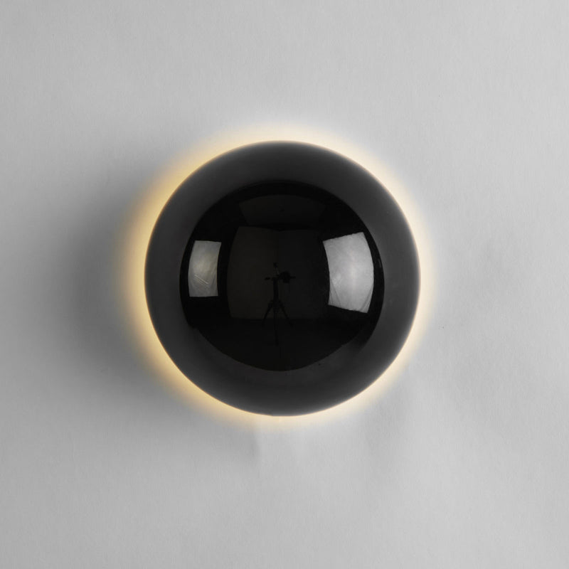 Aplique de pared LED de metal en semicírculo de meteorito de simplicidad moderna para dormitorio 