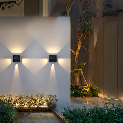 Applique murale LED en aluminium à rayures carrées solaires modernes et minimalistes pour jardin 