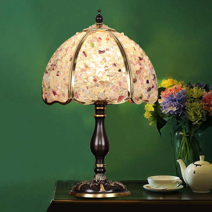 Zeitgenössische kreative farbige Kristall-Kupfer-Blume 1-Licht-Tischlampe für das Schlafzimmer 