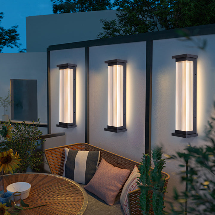 Moderne minimalistische wasserdichte gestreifte Rechteck Edelstahl Acryl Wandleuchte Lampe für Terrasse im Freien 