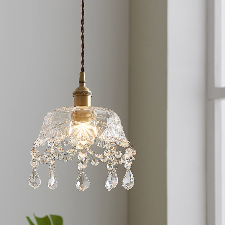 Luminaire suspendu contemporain nordique rond en laiton sculpté avec verre et cristal à 1 lumière pour salon 
