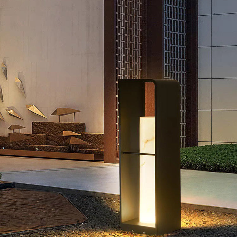 Éclairage paysager LED cubique en acrylique en acier inoxydable solaire étanche minimaliste moderne pour jardin 