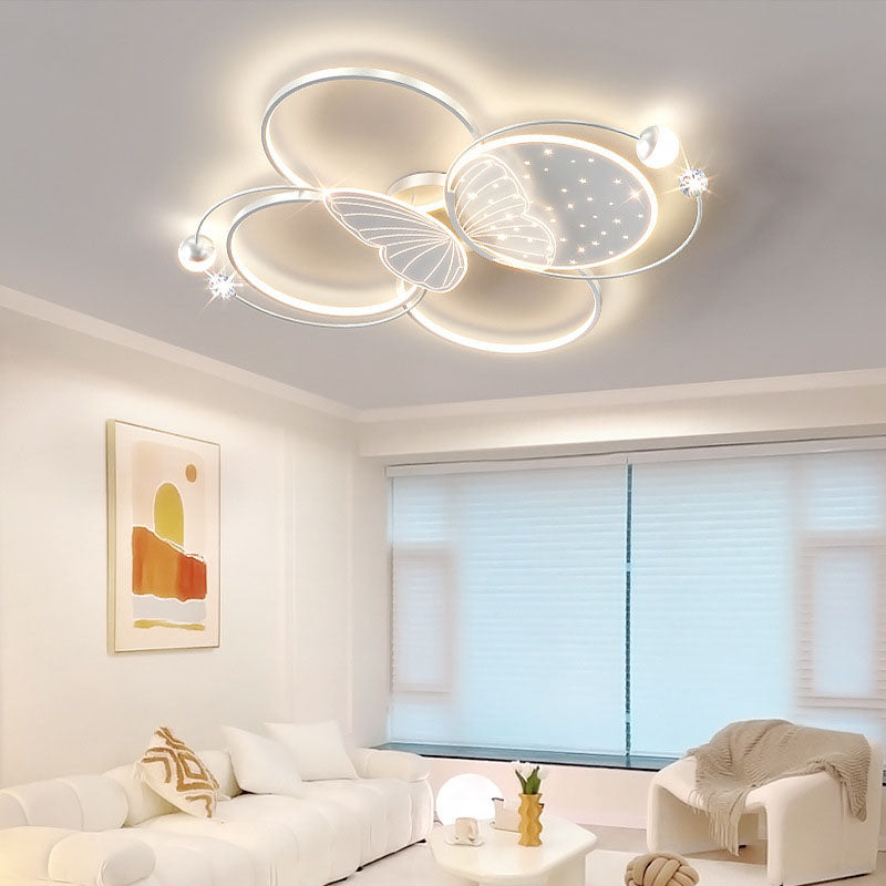 Moderne kreative LED-Deckenleuchte aus Acryl, Aluminium und Eisen in Schmetterlingsform für das Schlafzimmer 