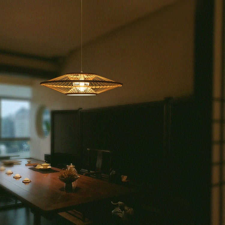 Traditionelle chinesische Zen-Pendelleuchte aus Bambusgeflecht mit 1 Licht für Esszimmer 