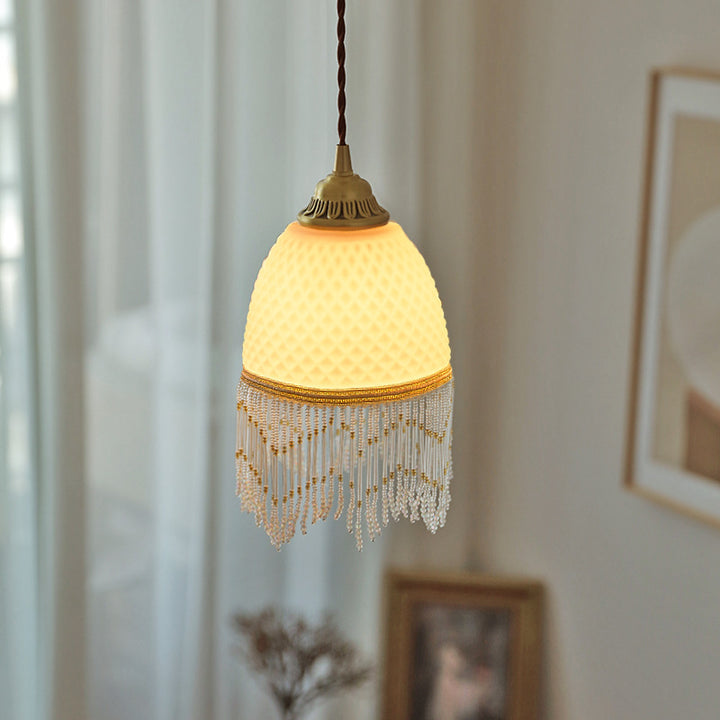 Lámpara colgante de 1 luz de cobre con cristal ovalado tradicional europeo con borla para dormitorio 
