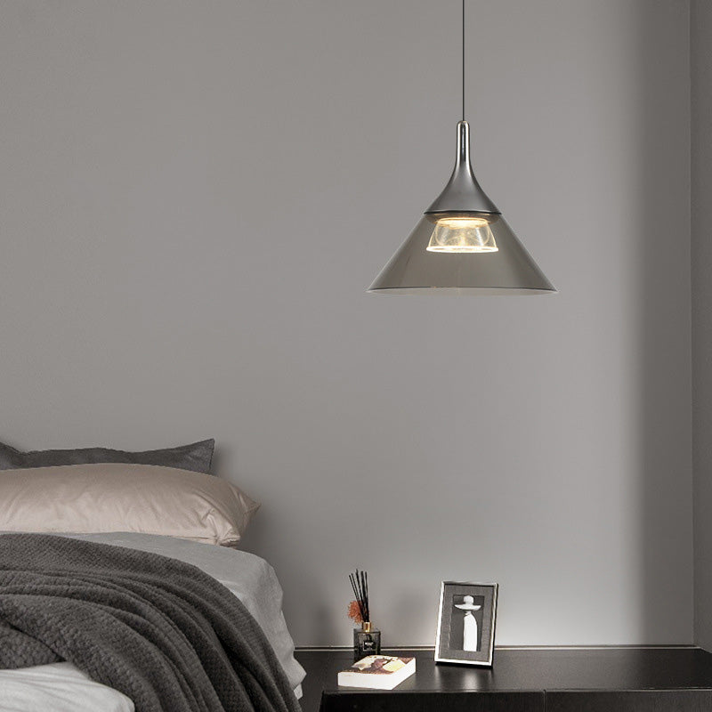 Zeitgenössische nordische konische LED-Pendelleuchte aus Eisen-Aluminium für Schlafzimmer 