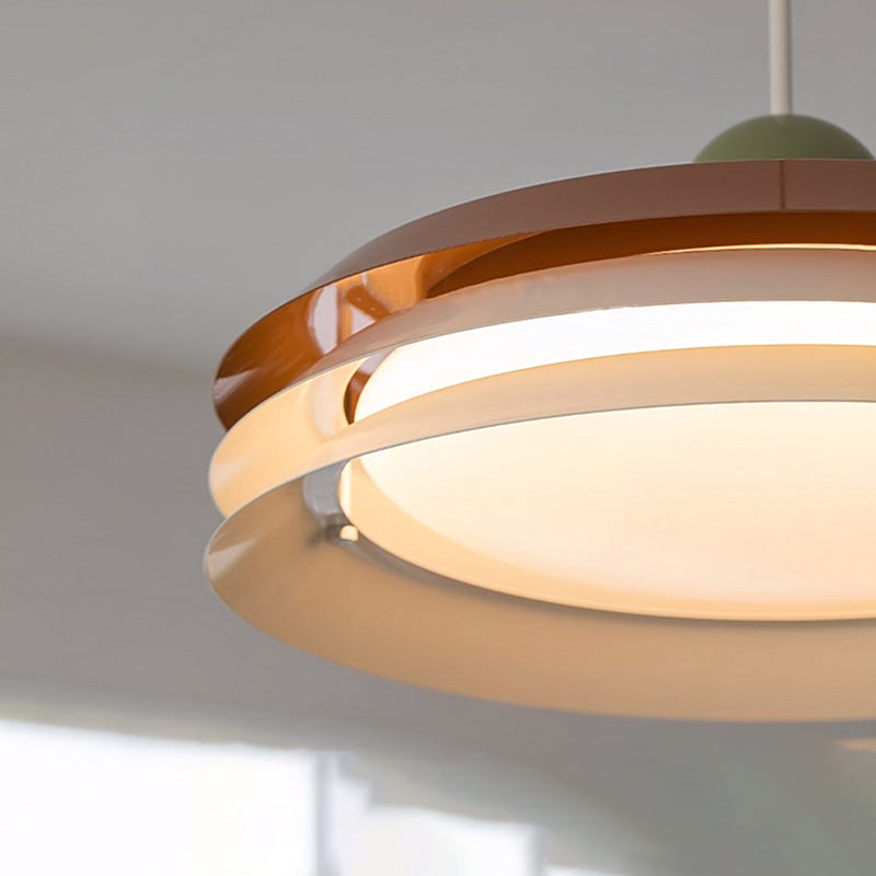 Zeitgenössische nordische runde dreifache Scheibe Eisen Acryl LED Pendelleuchte für Wohnzimmer 