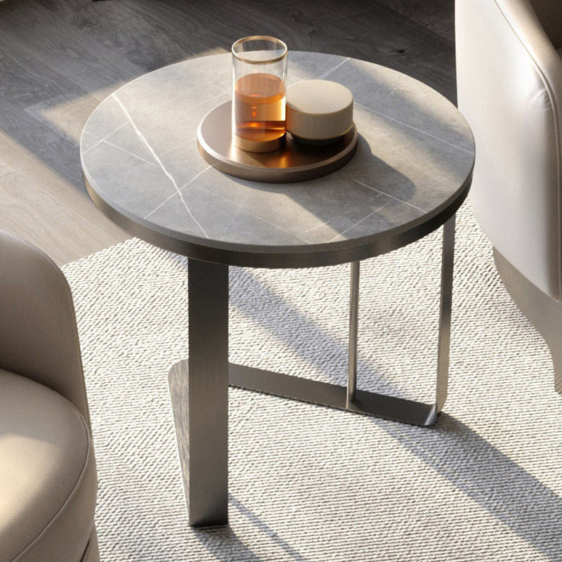 Mesa Auxiliar de Metal de Pizarra con Base Redonda y Triangular de Estilo Moderno y Sencillo para Sala de Estar 