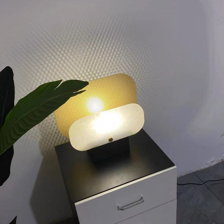 Lampe de table moderne Art déco rectangle arrondi en marbre avec abat-jour en métal à 1 lumière pour chambre à coucher 