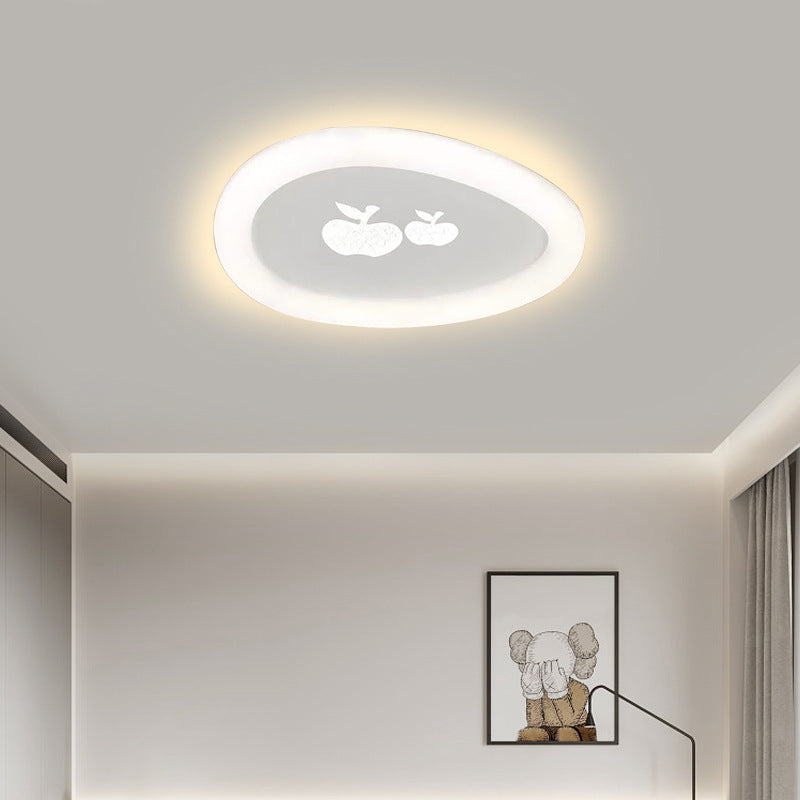 Lumière de plafond LED en forme de cœur, étoile, pomme, fer et plastique irrégulière contemporaine pour salon 
