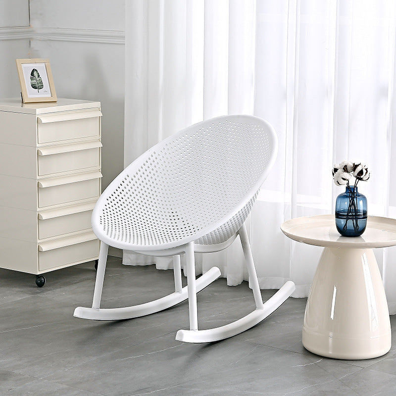 Chaise ovale créative contemporaine en plastique PP avec dossier et accoudoirs pour salon 