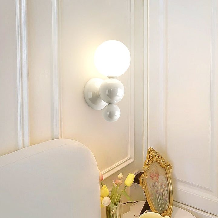 Lámpara de Aplique de Pared de 1 Luz de Hierro de Plástico en Forma de Perla Estilo Crema Francesa 