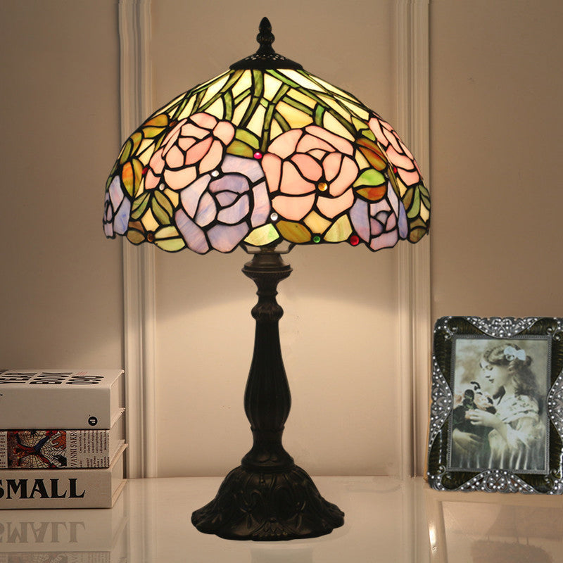 Traditionelle Tiffany Rose Blume Buntglas Kuppel 1-Licht Tischlampe für Schlafzimmer 