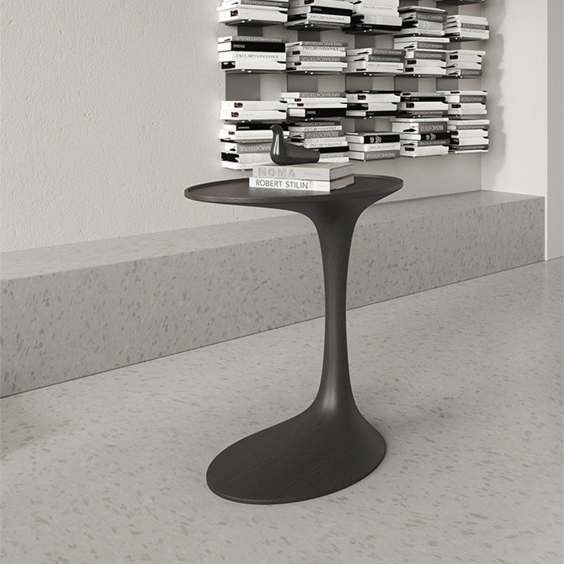 Moderner minimalistischer ovaler Massivholz-Beistelltisch für das Wohnzimmer 