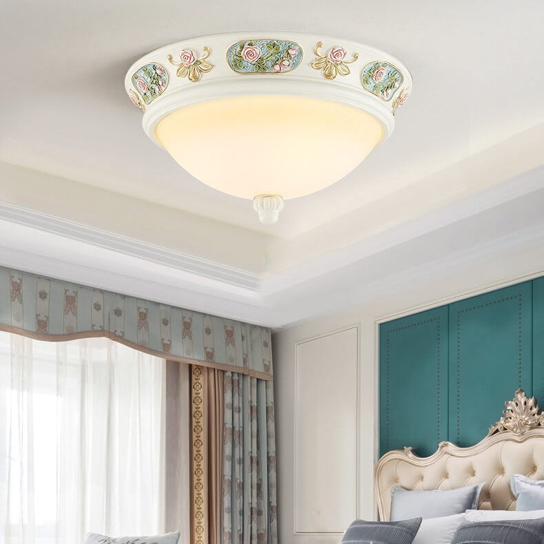 Traditional French Resin Round Lace 3/4-Light Flush Mount Ceiling Light For Bedroom