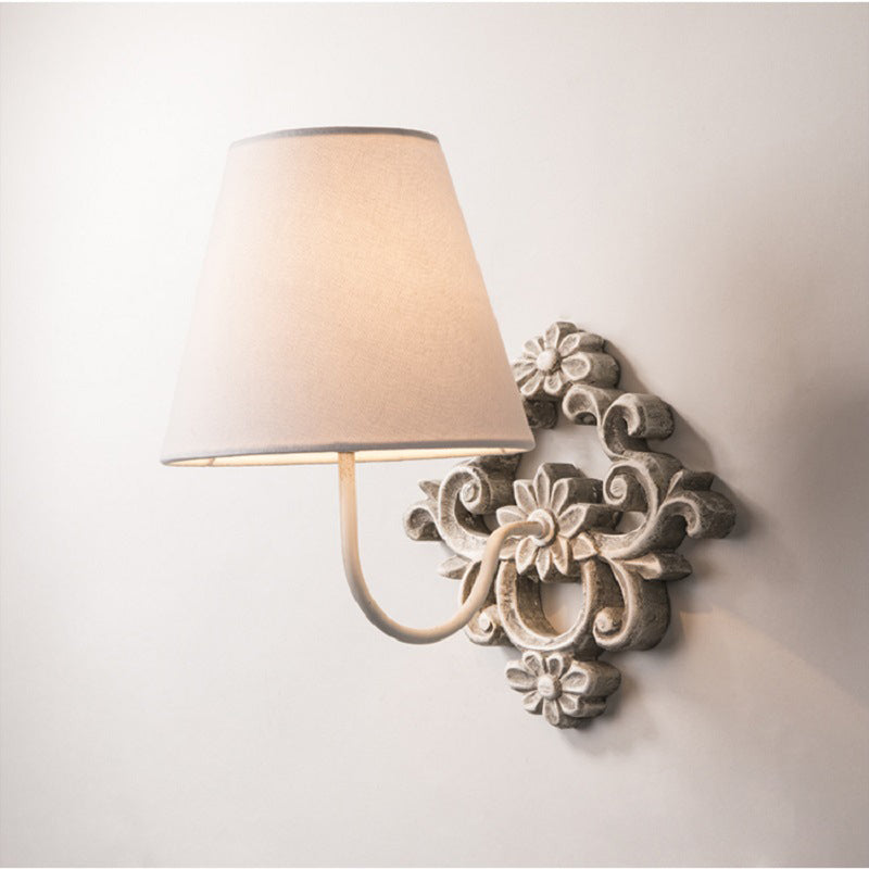 Traditionelle Vintage geschnitzte Zylinder Massivholz Stoff 1-Licht Wandleuchte Lampe für Schlafzimmer 