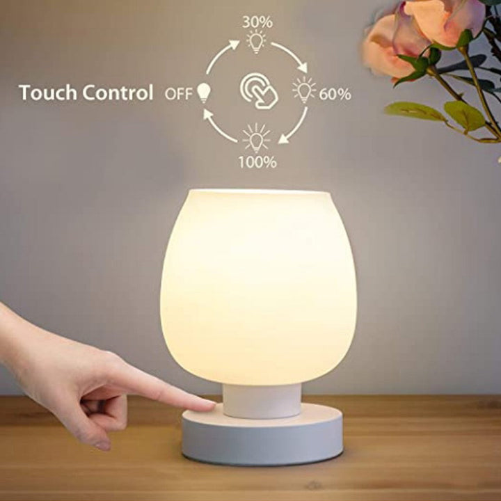 Moderne minimalistische flache runde Glaseisen 1-Licht Tischlampe für Wohnzimmer 