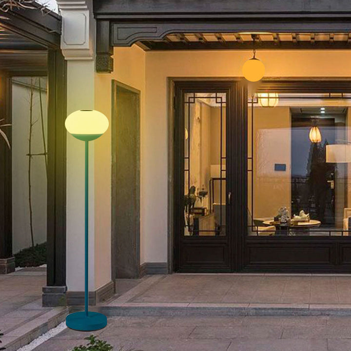 Lámpara de pie LED de exterior ovalada de PE de hierro forjado minimalista moderna solar 