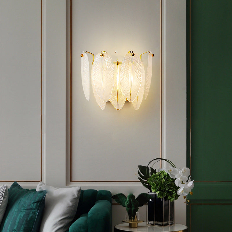 Lámpara Aplique de Pared de 1 Luz de Hierro y Vidrio con Pluma Creativa Contemporánea para Dormitorio 