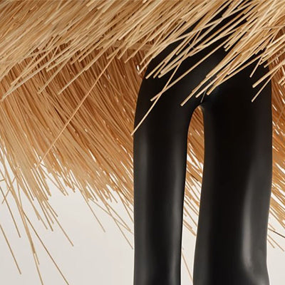 Lampe de sol 1 lumière avec base en résine de branche et abat-jour rond en tissage de bambou rustique traditionnel pour salles de divertissement 