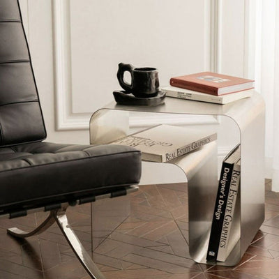Table d'appoint moderne minimaliste en acier inoxydable incurvé avec étagères de rangement pour salon 