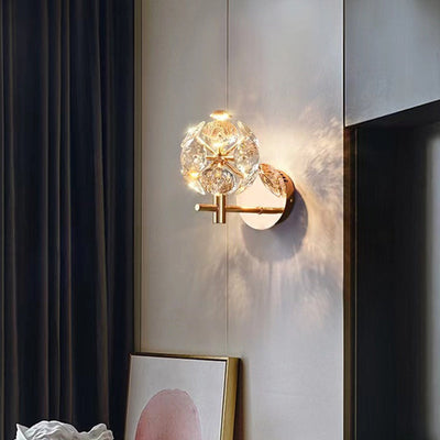Applique murale à LED avec boule de cristal en matériel de luxe contemporain pour salon 