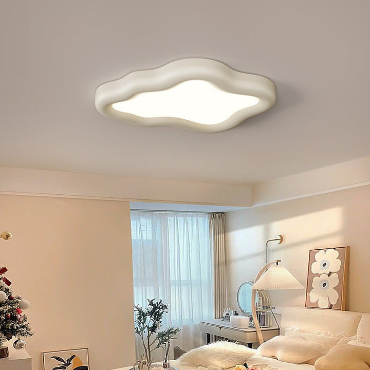 Moderne minimalistische LED-Deckenleuchte aus Harz und Acryl in Wolkenform für das Wohnzimmer 