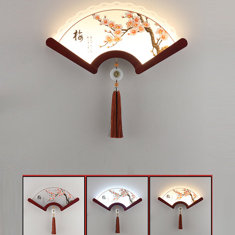 Applique murale LED avec abat-jour en acrylique festonné traditionnel chinois, éléments de plante, bord en bois pour salon 