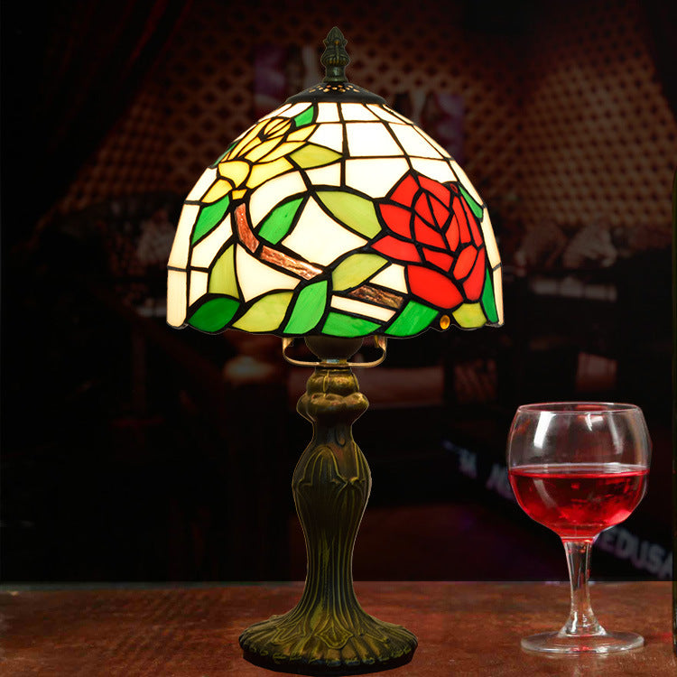Lampe de Table à 1 Lumière avec Dôme en Cône Fleur de Rose en Verre Stainé Traditionnel Tiffany pour Chambre 