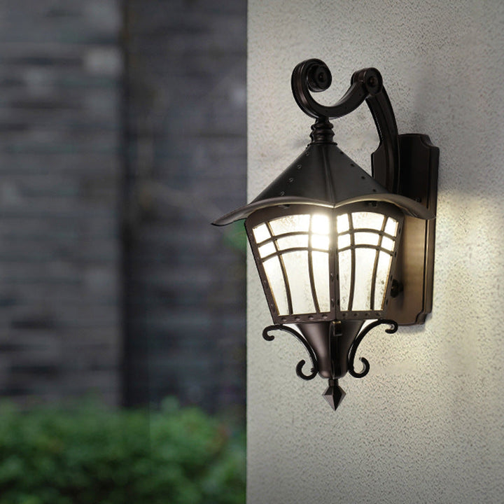 Lámpara Aplique de Pared de 1 Luz con Cono Cilíndrico de Vidrio de Aluminio Impermeable Tradicional Europea para Patio Exterior 