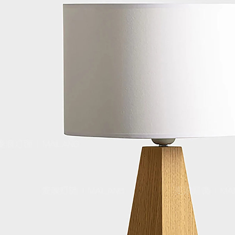 Lampe de table contemporaine créative cylindrique prismatique en bois massif avec tissu 1 lumière pour chambre 