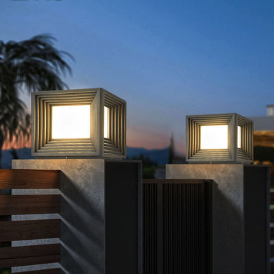 Luz de Cabeza de Poste LED de Acrílico de Acero Inoxidable Rectangular de Simplicidad Moderna para Patio Exterior 