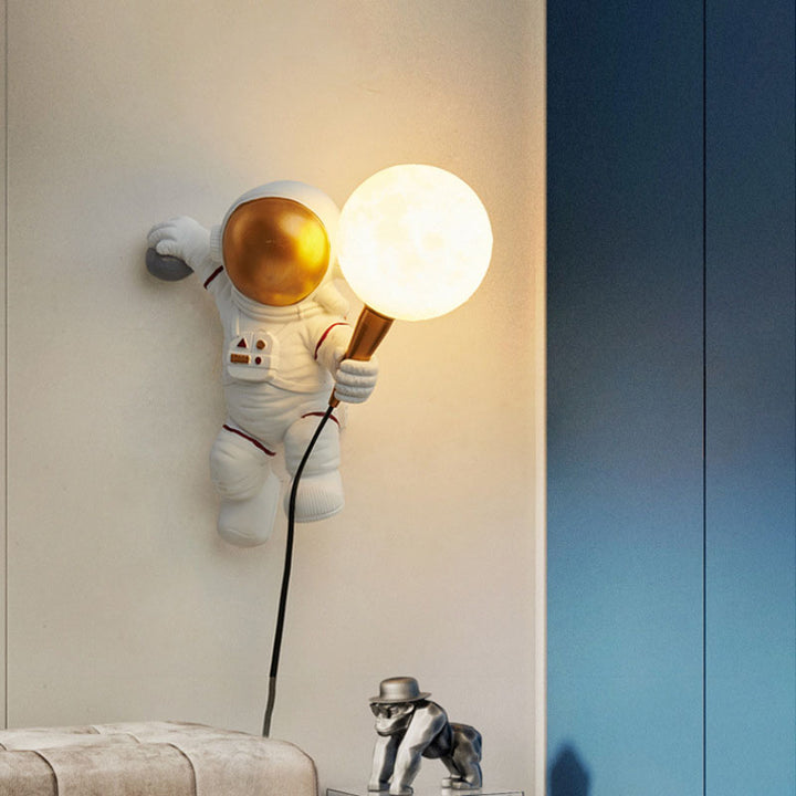 Zeitgenössische kreative Cartoon Astronaut Harz ABS 1-Licht Wandleuchte Lampe für Schlafzimmer 