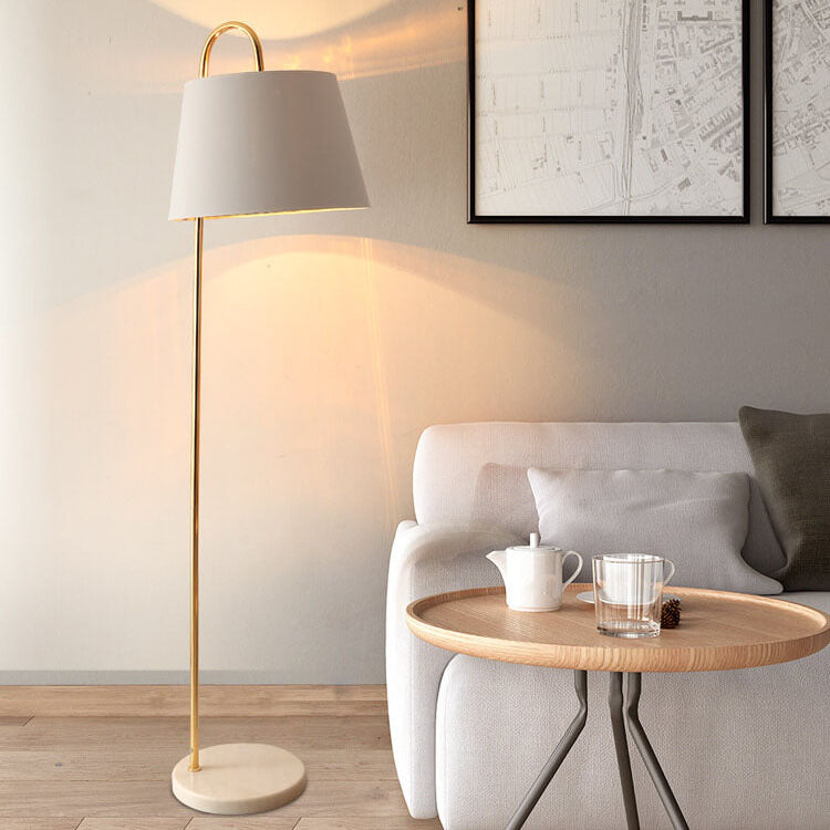 Nordic Modern Einfarbig Stoffschirm Marmor 1-Licht Stehende Stehlampe 