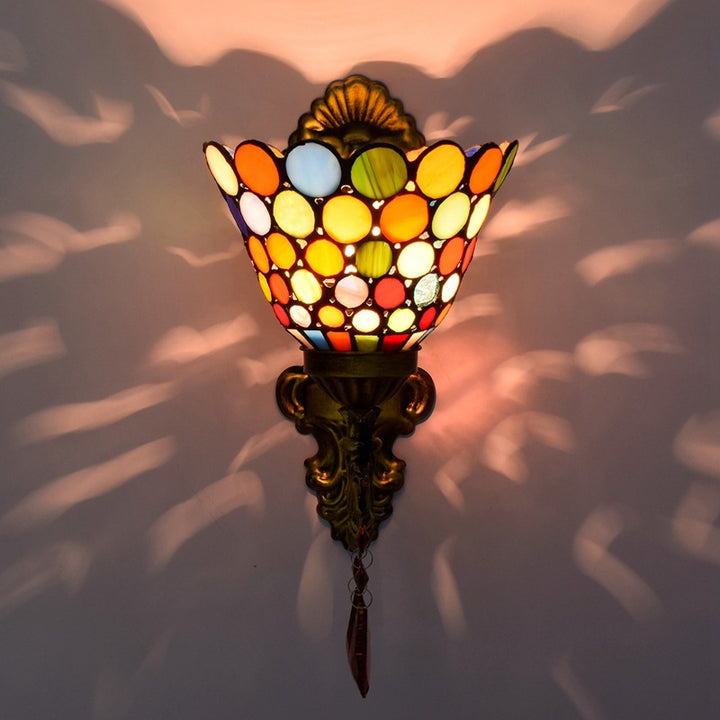 Lámpara de pared de 1 luz con vitral de hierro manchado Tiffany tradicional para sala de estar 