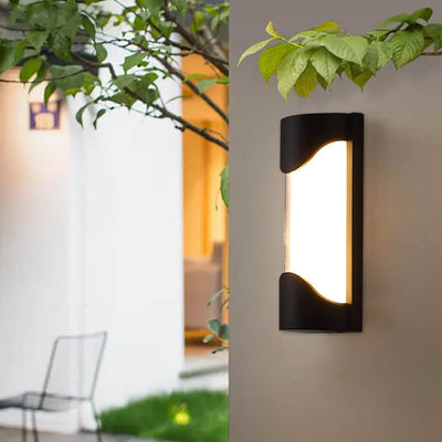 Modern Outdoor Semi-Cylindrical Line Design Aluminum LED Wall Sconce Lamp