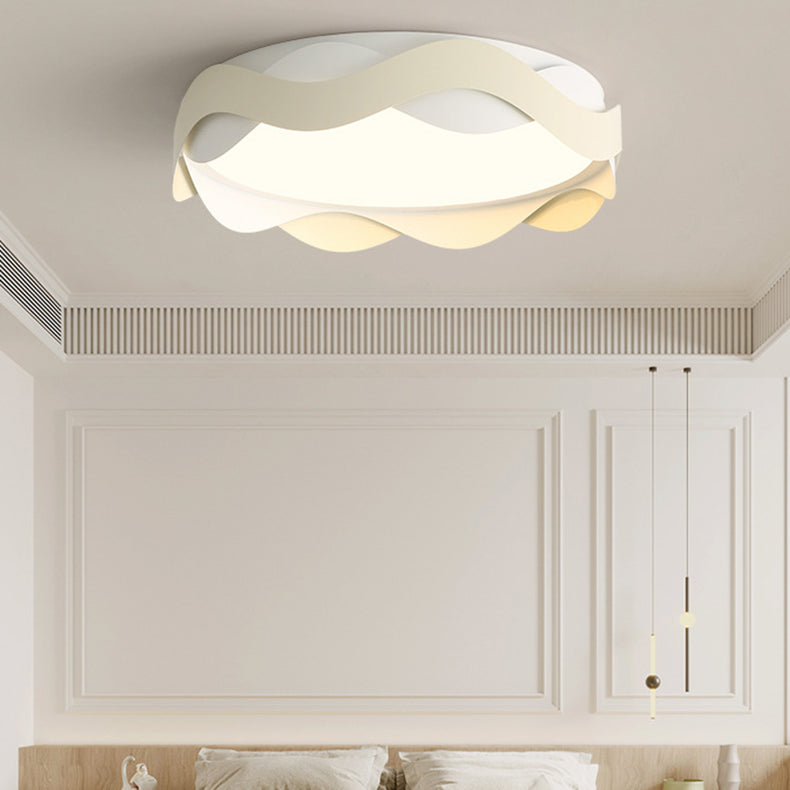 Luz de techo empotrada LED de hierro acrílico redonda con ondas de crema creativa contemporánea para sala de estar 
