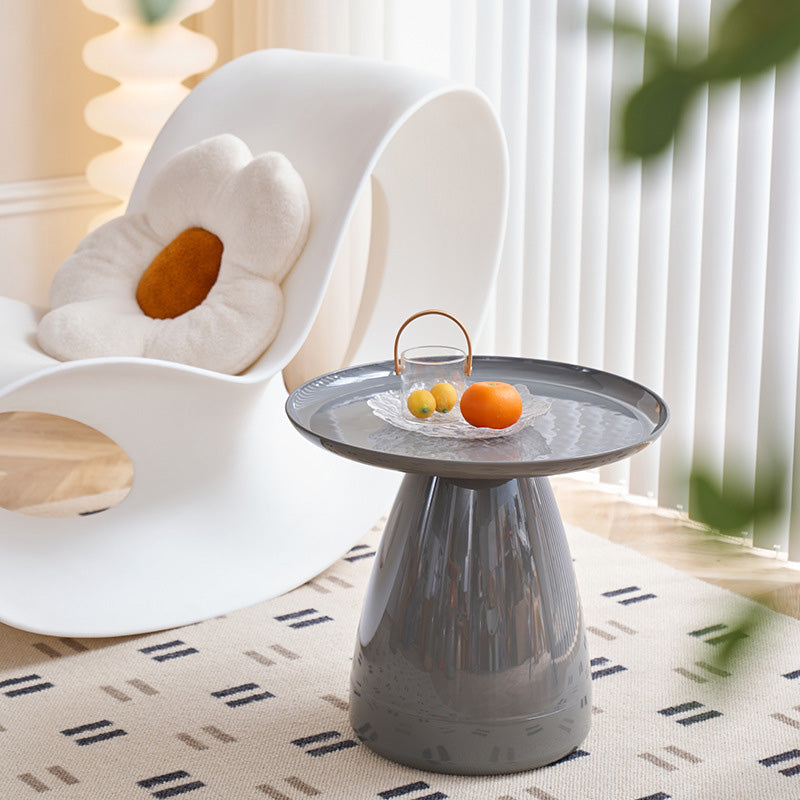 Mesa de café contemporánea creativa redonda de cono de plástico PET para sala de estar 